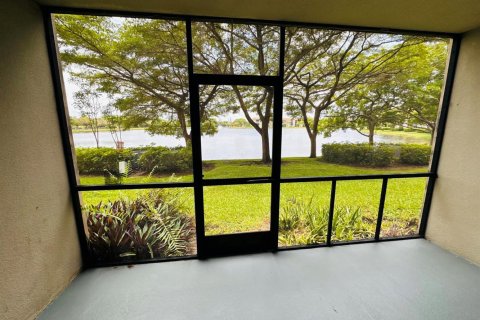 Condominio en venta en Pembroke Pines, Florida, 2 dormitorios, 112.13 m2 № 2178704 - foto 22