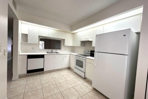 Condominio en venta en Pembroke Pines, Florida, 2 dormitorios, 112.13 m2 № 2178704 - foto 6