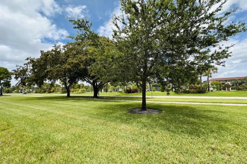 Condominio en venta en Pembroke Pines, Florida, 2 dormitorios, 112.13 m2 № 2178704 - foto 24