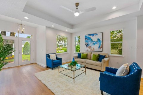 House in Winter Park, Florida 4 bedrooms, 257.34 sq.m. № 1767713 - photo 13