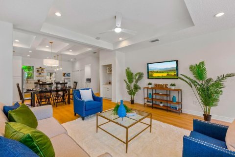 House in Winter Park, Florida 4 bedrooms, 257.34 sq.m. № 1767713 - photo 14