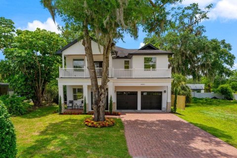 House in Winter Park, Florida 4 bedrooms, 257.34 sq.m. № 1767713 - photo 3