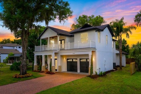 House in Winter Park, Florida 4 bedrooms, 257.34 sq.m. № 1767713 - photo 7