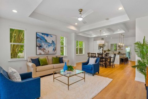 House in Winter Park, Florida 4 bedrooms, 257.34 sq.m. № 1767713 - photo 11