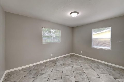 Casa en alquiler en Clearwater, Florida, 3 dormitorios, 92.07 m2 № 1911006 - foto 12