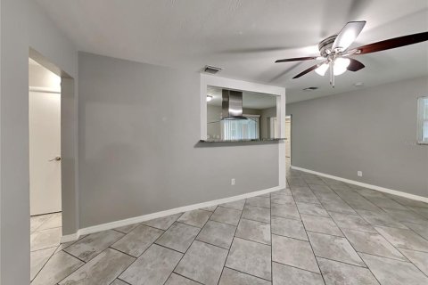 Casa en alquiler en Clearwater, Florida, 3 dormitorios, 92.07 m2 № 1911006 - foto 11