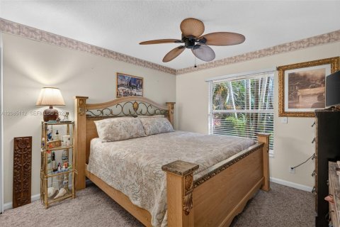 House in Jupiter, Florida 3 bedrooms, 157.93 sq.m. № 2390619 - photo 19