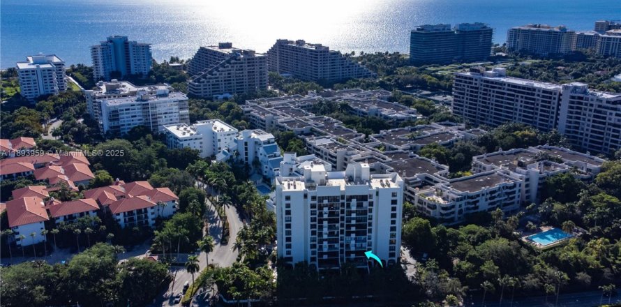 Condominio en Key Biscayne, Florida, 2 dormitorios  № 1949562
