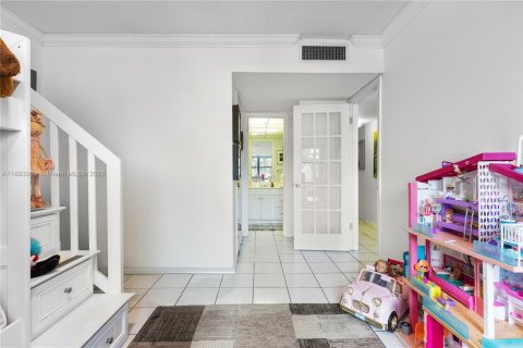 Condominio en venta en Key Biscayne, Florida, 2 dormitorios, 102.66 m2 № 1949562 - foto 22