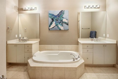 Condominio en alquiler en West Palm Beach, Florida, 1 dormitorio, 99.5 m2 № 1222643 - foto 1