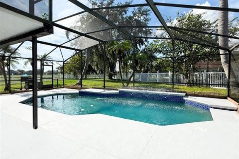 Villa ou maison à louer à Kissimmee, Floride: 4 chambres, 164.16 m2 № 2413885 - photo 20
