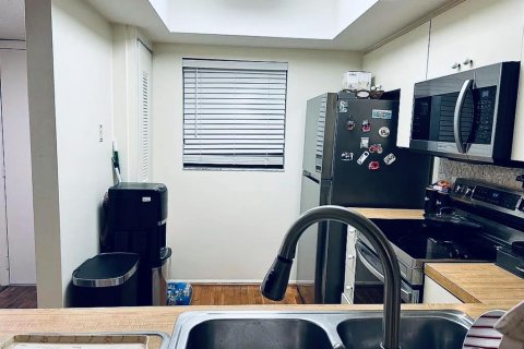 Купить кондоминиум в Клируотер, Флорида 3 комнаты, 87.33м2, № 2228210 - фото 7