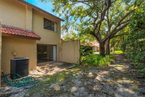 Townhouse in Winter Springs, Florida 3 bedrooms, 135.64 sq.m. № 1915138 - photo 22