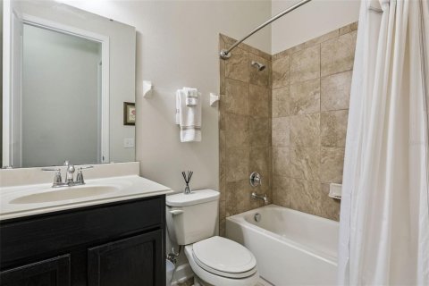 House in Winter Garden, Florida 5 bedrooms, 327.48 sq.m. № 2202448 - photo 30