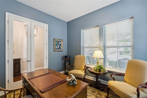 House in Winter Garden, Florida 5 bedrooms, 327.48 sq.m. № 2202448 - photo 8
