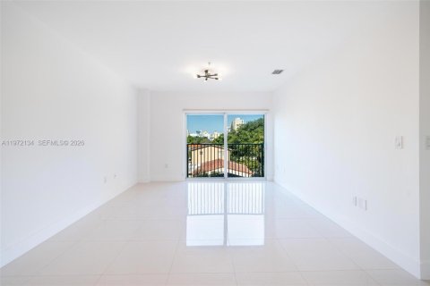 Condo in Miami, Florida, 3 bedrooms  № 2042294 - photo 11