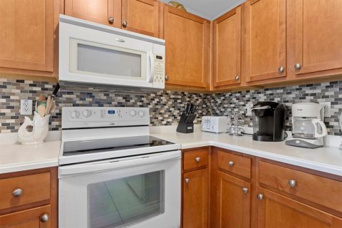 Купить таунхаус в Раскин, Флорида 5 комнат, 116.87м2, № 1884561 - фото 18