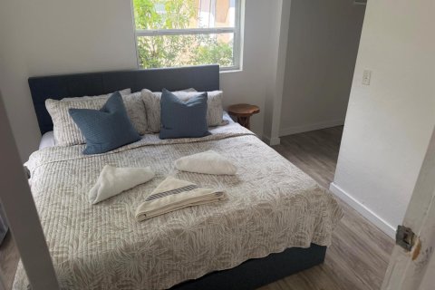 House in Miami, Florida 3 bedrooms, 117.71 sq.m. № 2381656 - photo 9