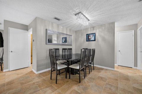 Casa en venta en Ocala, Florida, 2 dormitorios, 143.16 m2 № 2386324 - foto 8