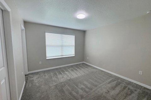 Touwnhouse à vendre à Davenport, Floride: 3 chambres, 134.34 m2 № 2430742 - photo 3