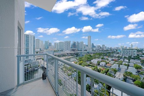 Снять в аренду кондоминиум в Майами, Флорида 2 спальни, 93.74м2, № 1952285 - фото 8