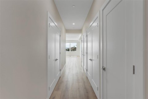 Condominio en venta en Tierra Verde, Florida, 4 dormitorios, 290.41 m2 № 1894787 - foto 15
