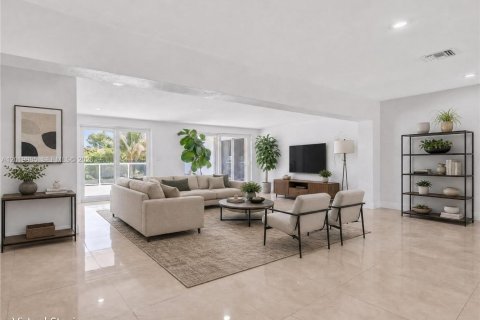 Casa en venta en Weston, Florida, 5 dormitorios, 236.9 m2 № 2168646 - foto 18