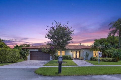 Casa en venta en Weston, Florida, 5 dormitorios, 236.9 m2 № 2168646 - foto 4