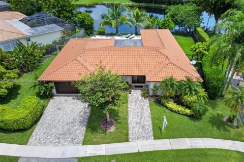 Casa en venta en Weston, Florida, 5 dormitorios, 236.9 m2 № 2168646 - foto 7