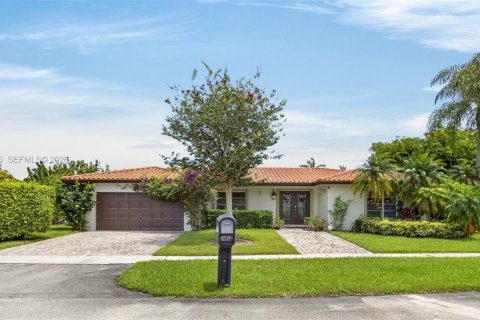 Casa en venta en Weston, Florida, 5 dormitorios, 236.9 m2 № 2168646 - foto 11