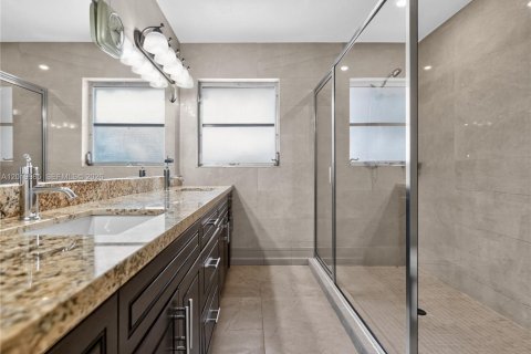 Casa en venta en Weston, Florida, 5 dormitorios, 236.9 m2 № 2168646 - foto 23