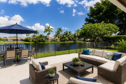 Casa en Weston, Florida 5 dormitorios, 236.9 m2 № 2168646
