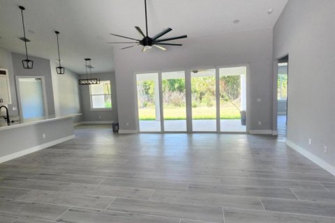 Casa en alquiler en Fort Pierce, Florida, 4 dormitorios, 203.46 m2 № 1152172 - foto 1