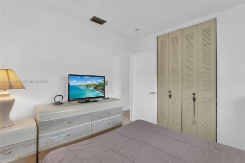 Villa ou maison à vendre à Miami Gardens, Floride: 3 chambres, 104.52 m2 № 1987312 - photo 20