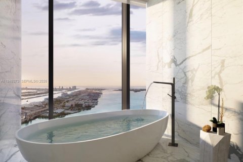 Condo in Miami, Florida, 2 bedrooms № 2153029 - photo 7