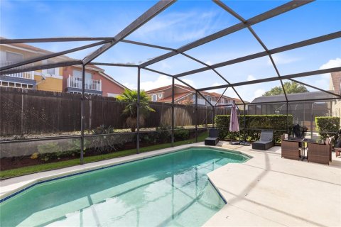 House in Kissimmee, Florida 5 bedrooms, 219.71 sq.m. № 2323985 - photo 23