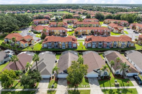 House in Kissimmee, Florida 5 bedrooms, 219.71 sq.m. № 2323985 - photo 26