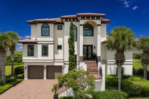 House in Palm Coast, Florida 5 bedrooms, 394.46 sq.m. № 2223459