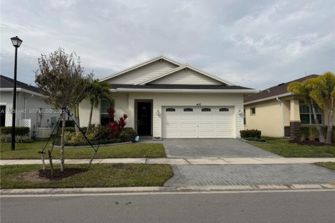 Дом в Порт-Сент-Луси, Флорида 3 спальни, 157.28м2 № 2034433