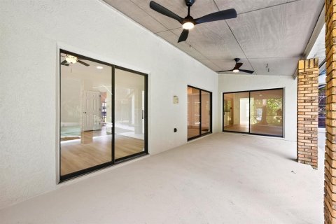 Villa ou maison à vendre à Oviedo, Floride: 4 chambres, 188.96 m2 № 2417108 - photo 26