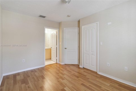Touwnhouse à louer à Miramar, Floride: 2 chambres, 110.55 m2 № 2070982 - photo 19