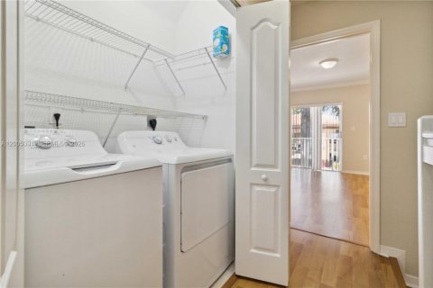 Touwnhouse à louer à Miramar, Floride: 2 chambres, 110.55 m2 № 2070982 - photo 28