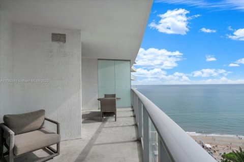 Купить отель в Холливуд, Флорида 1 спальня, 79.15м2, № 1958370 - фото 3