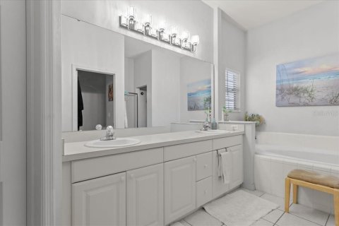 Villa ou maison à vendre à Gainesville, Floride: 4 chambres, 212.84 m2 № 2137688 - photo 17