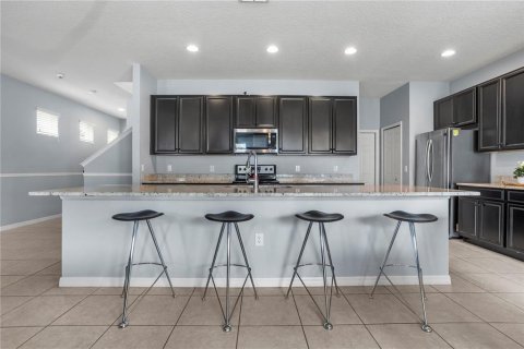 Villa ou maison à vendre à Sanford, Floride: 4 chambres, 185.53 m2 № 2406790 - photo 4