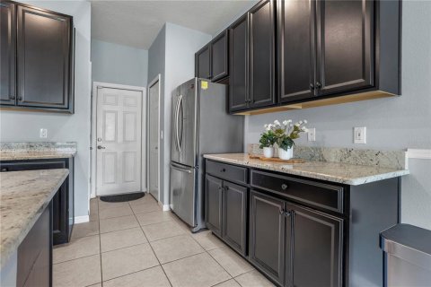 Villa ou maison à vendre à Sanford, Floride: 4 chambres, 185.53 m2 № 2406790 - photo 3