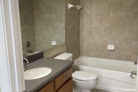 Adosado en alquiler en Winter Haven, Florida, 2 dormitorios, 131.83 m2 № 1725001 - foto 18