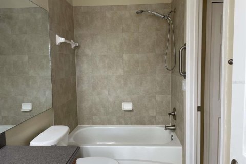 Adosado en alquiler en Winter Haven, Florida, 2 dormitorios, 131.83 m2 № 1725001 - foto 6
