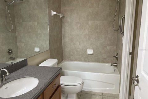Adosado en alquiler en Winter Haven, Florida, 2 dormitorios, 131.83 m2 № 1725001 - foto 4