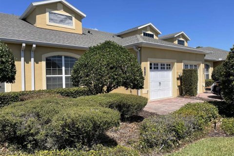 Adosado en alquiler en Winter Haven, Florida, 2 dormitorios, 131.83 m2 № 1725001 - foto 1